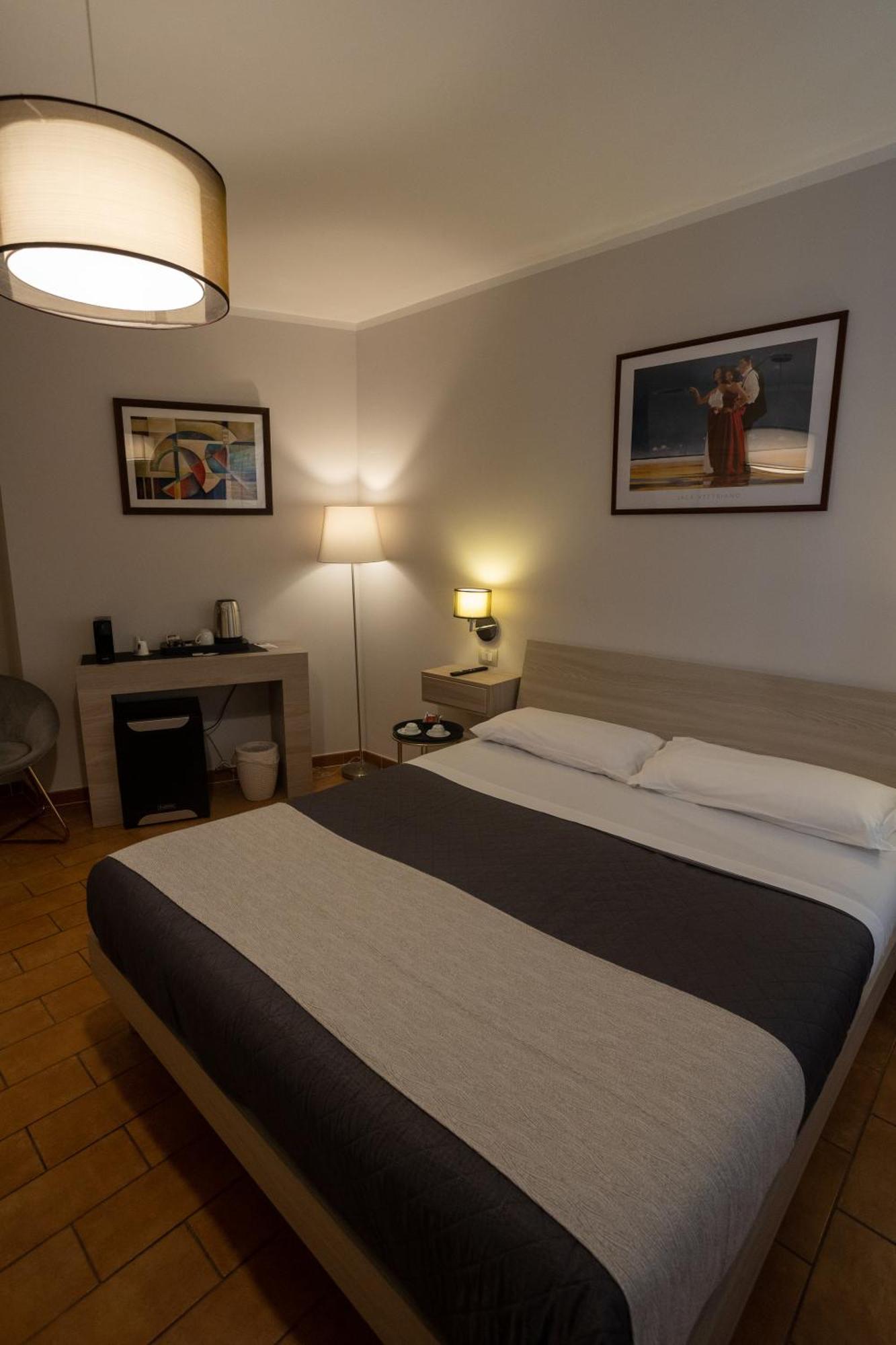 Helios Assisi Hotel Exterior photo