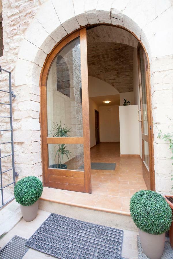 Helios Assisi Hotel Exterior photo